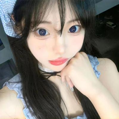 天堂广场海报